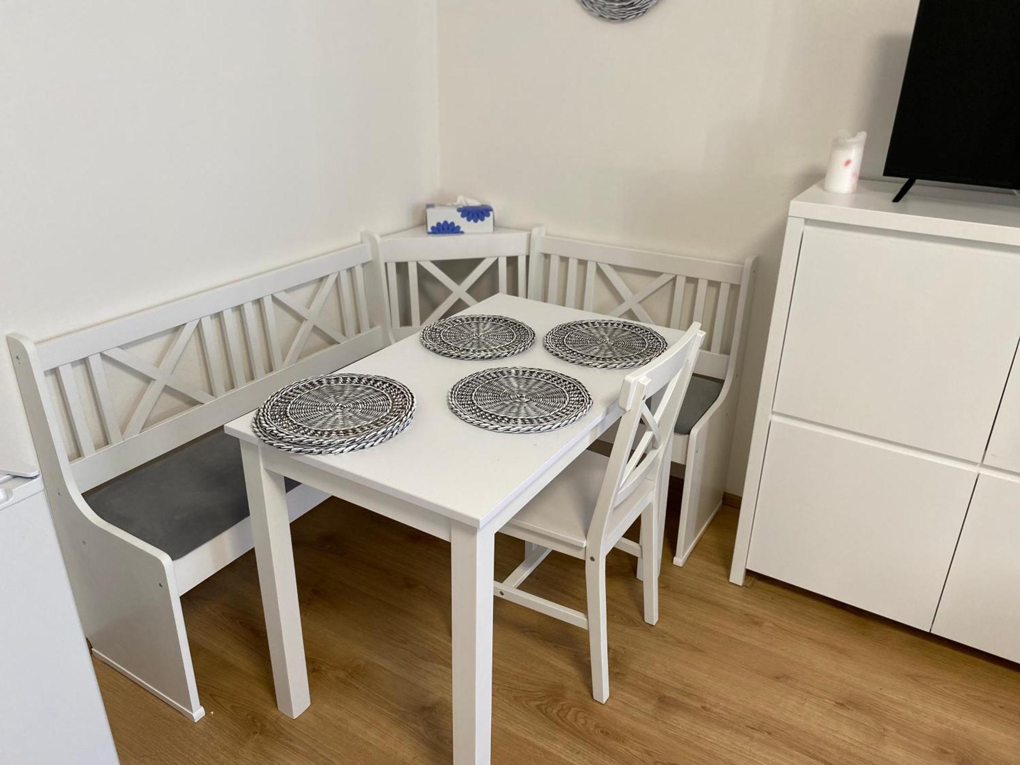 Apartment V Centru Kasperskych Hor *